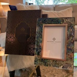 Kendra Scott Abalone Rose Gold Frame
